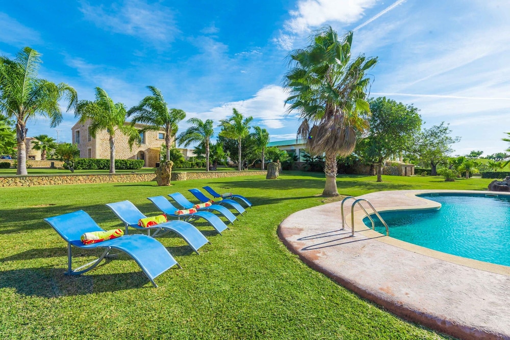 Son Perot - Villa With Private Pool. Free Wifi