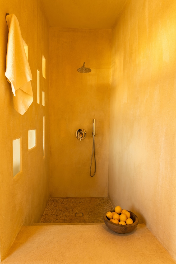 Meli Suites Isle - Adults Only view 5