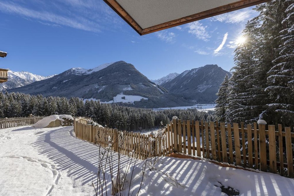 Chalet in Neukirchen Near Wildkogel Ski Slope