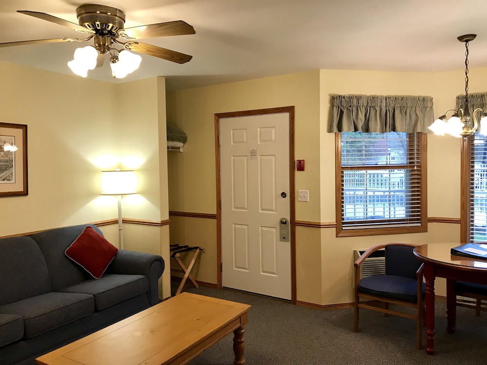 Bay Breeze Resort