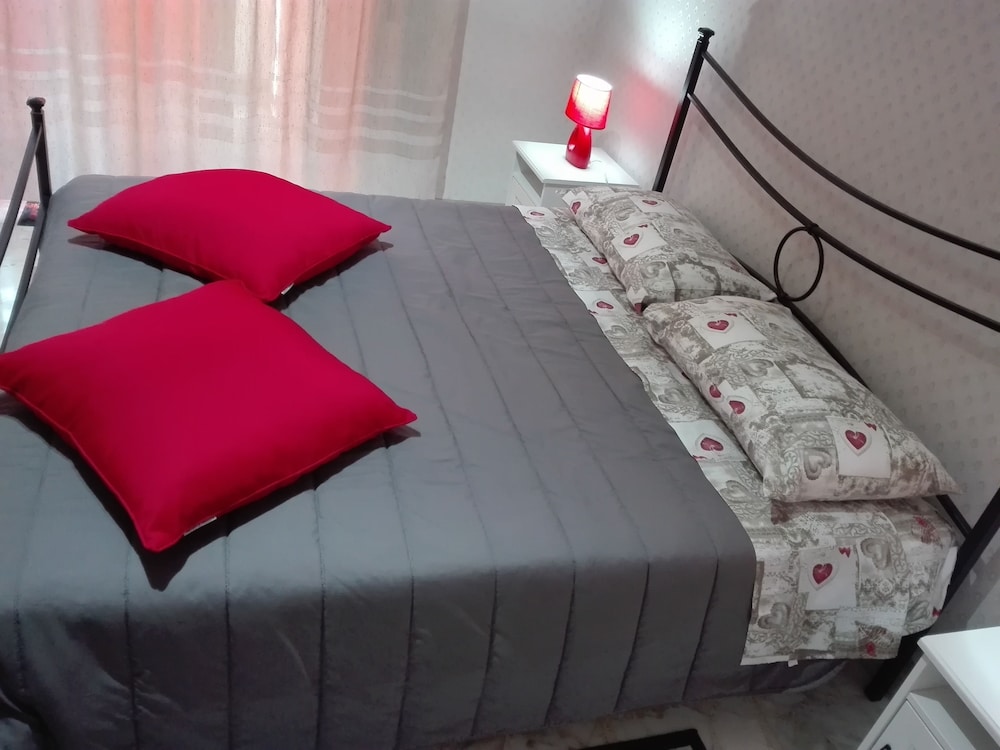 Cataniaedintorni en Catania — bedroom