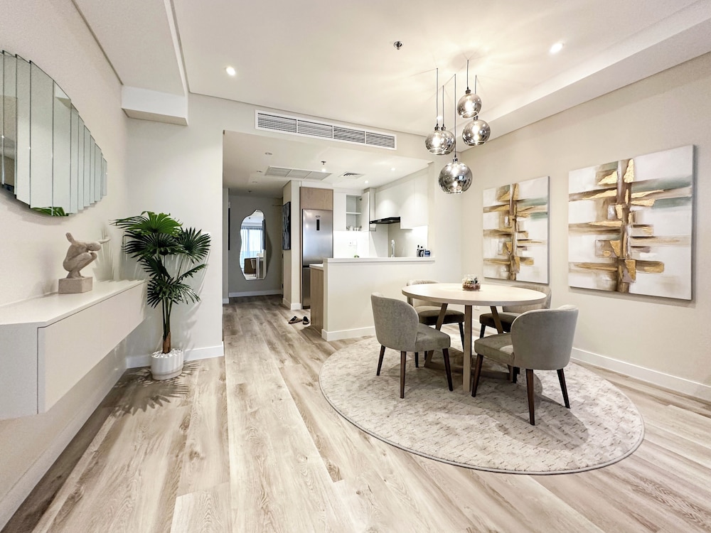 Resort Apartments - Royal Amwaj North