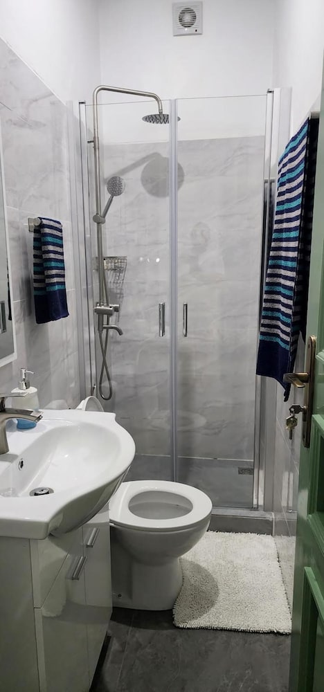 Casinha Nova - Entire Home With City & Ocean View in Sao Filipe