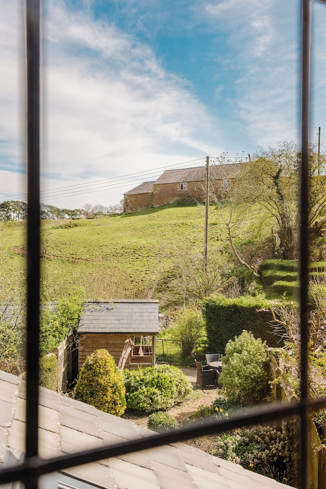 Sweetheart Cottage-Cosy 2BD in Cotswolds