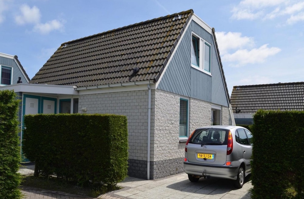 Bungalow for 6 People, Near the Beach
