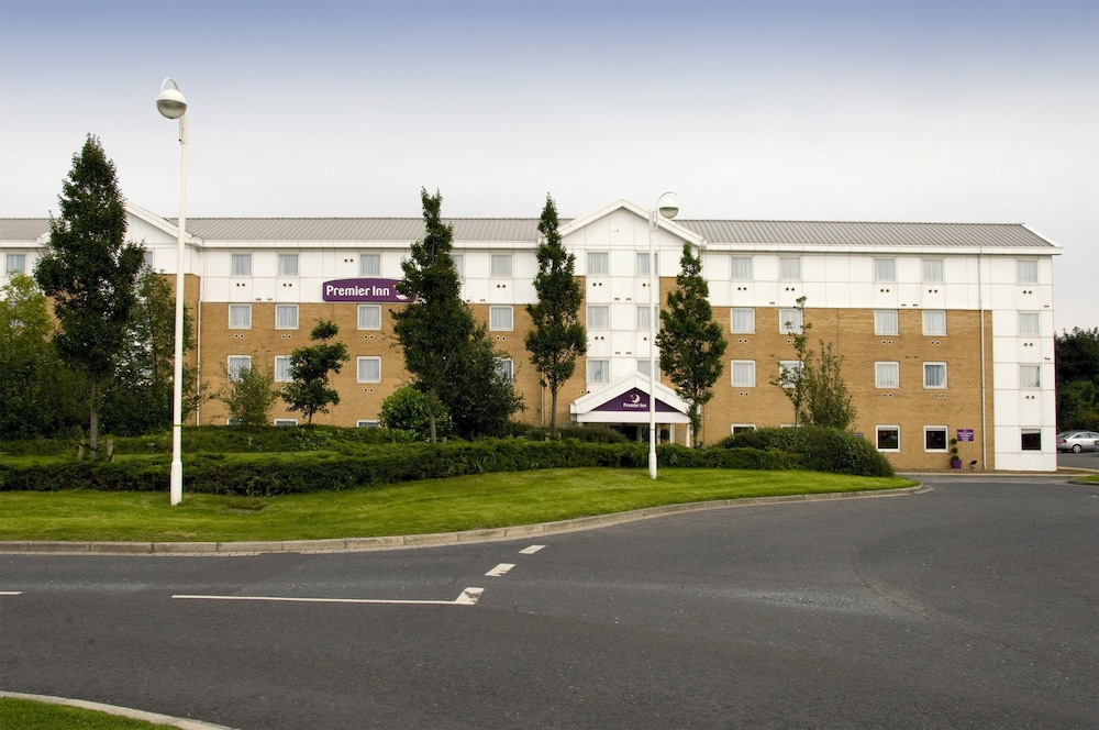 Premier Inn Leeds City - Elland Road — photo 9