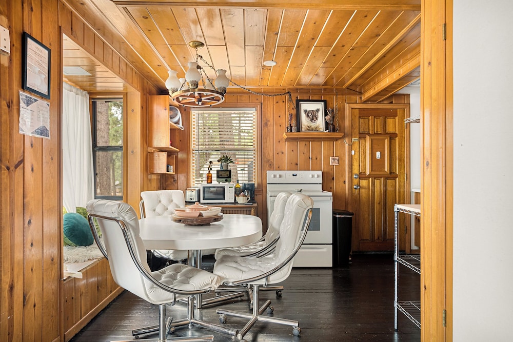 Pineland Getaway Serene Escape