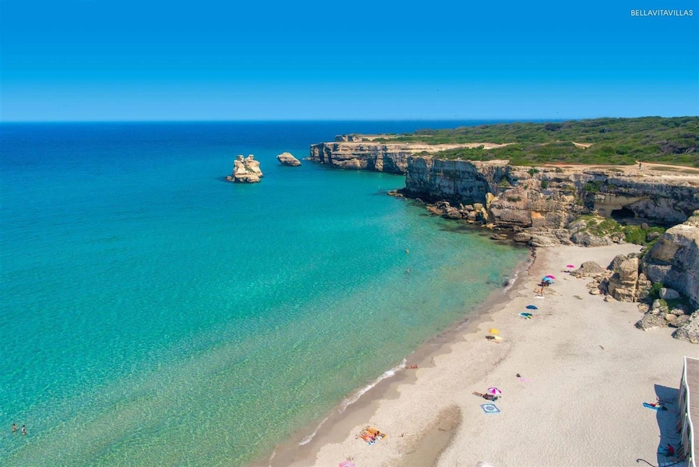 in Torre Dell Orso With 2 Bedrooms and 1 Bathrooms view 3