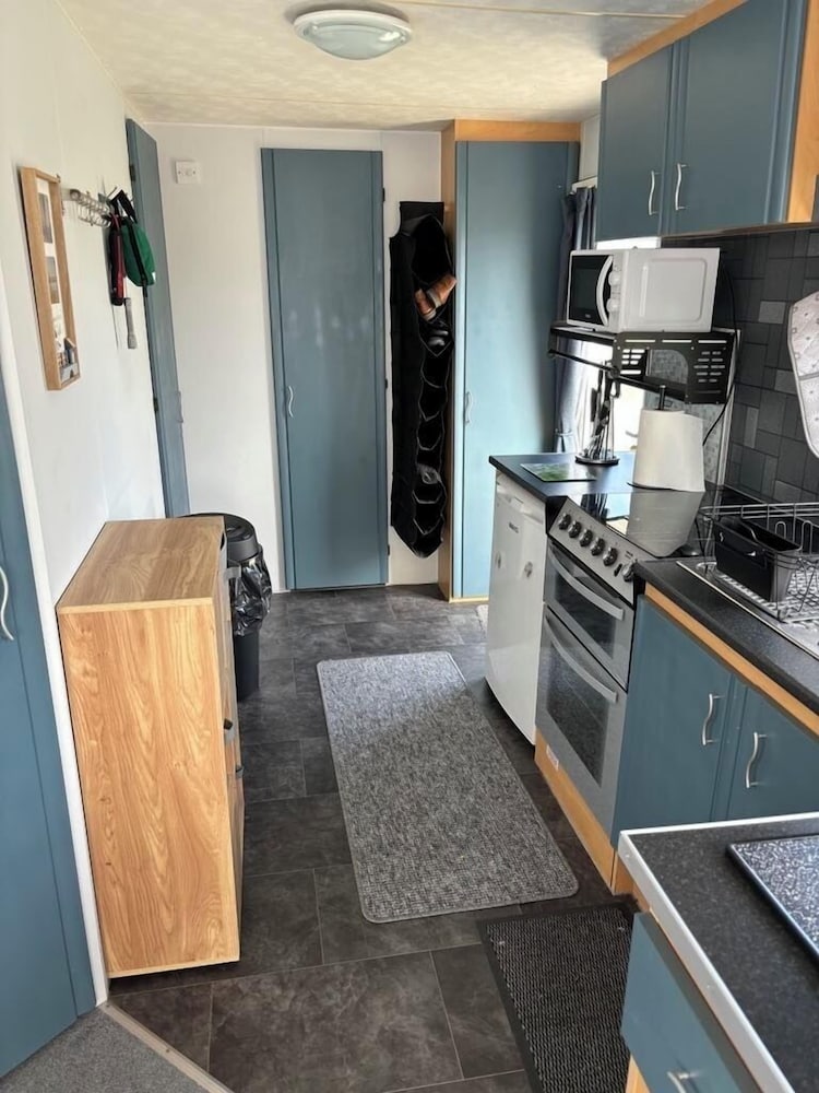 Skegness Seaside Retreat - 2 Bed Apartment view 3