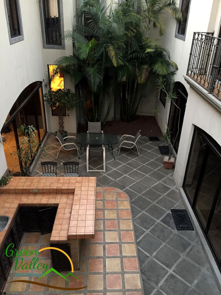 Green Valley Hotel Boutique