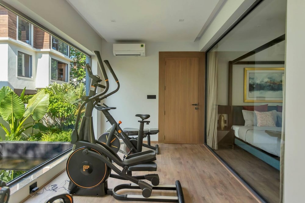 Villa Polaris by Hireavilla 4BR w Pvt Heated Pool