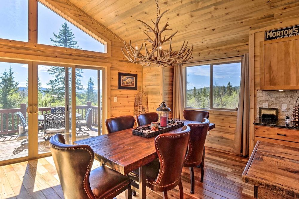 Jefferson Cabin w/ Fire Pit: Near Hiking Trails! view 3
