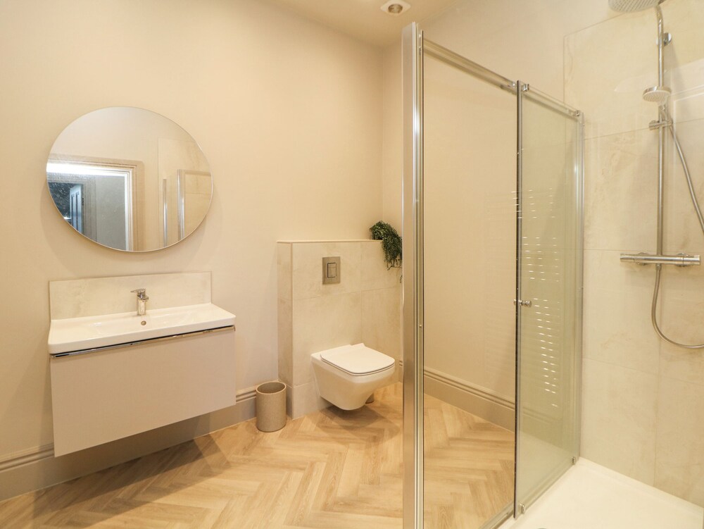 Chatsworth Suite