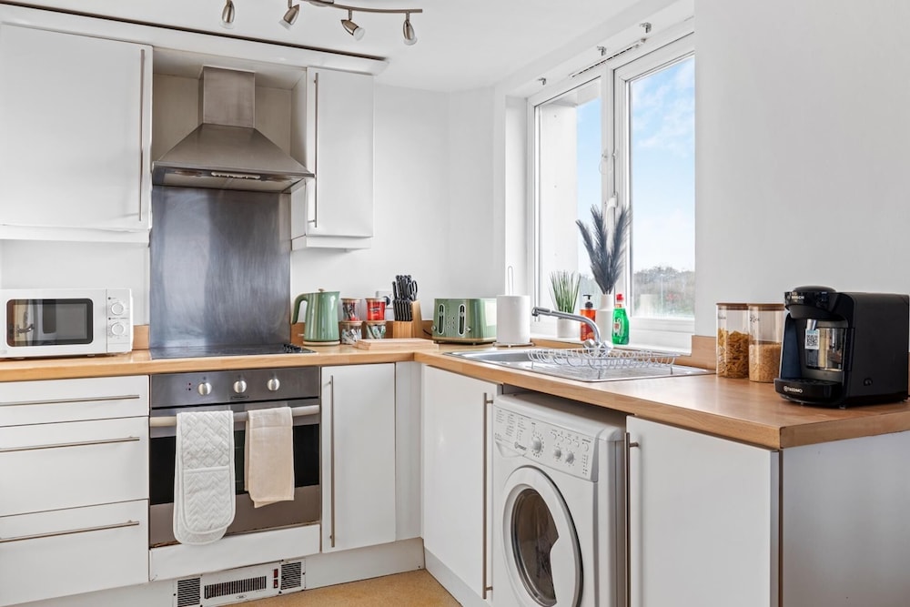 Apartmentsleeps4-parking-wifi-petfriendly-citystay