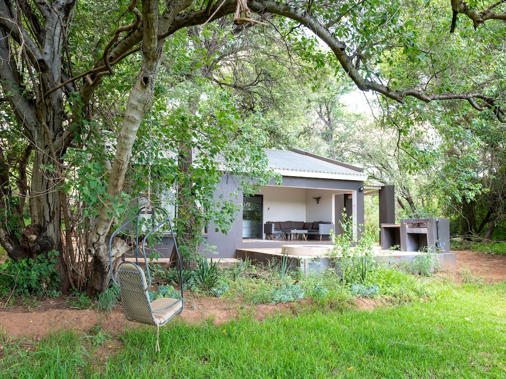 Bushriver Lodge