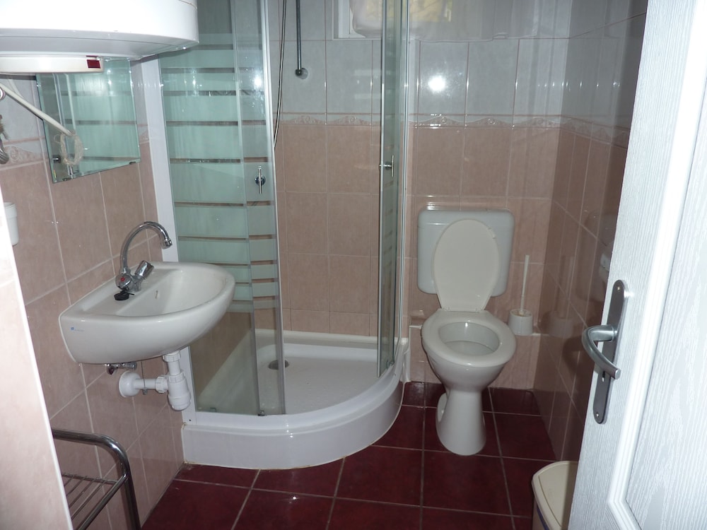 Vadásztanya Apartmanok