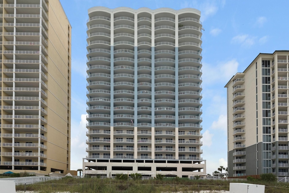 Twin Palms 603