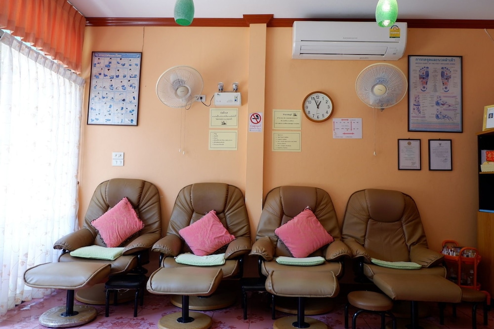 Harmony House - Hostel