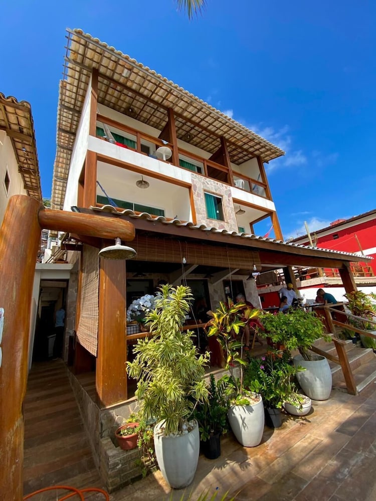 Hotel Pousada Casa da Sogra - Image 1