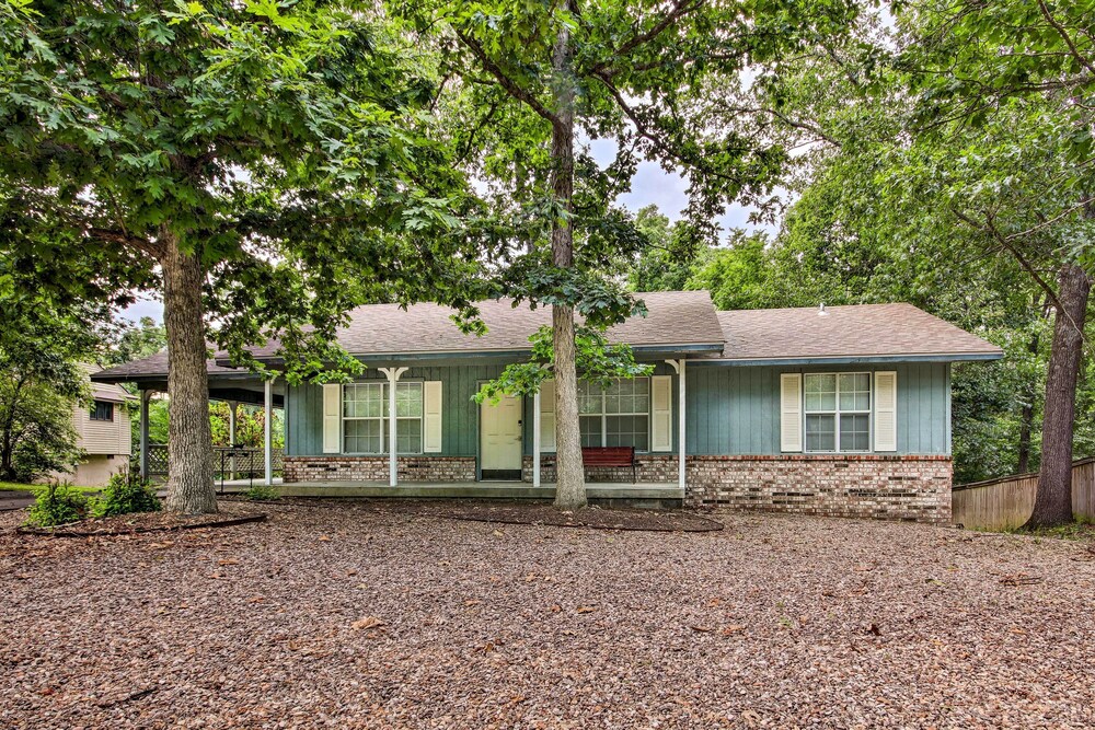 Bella Vista Home Base Near Mtn Biking & Golf! view 5