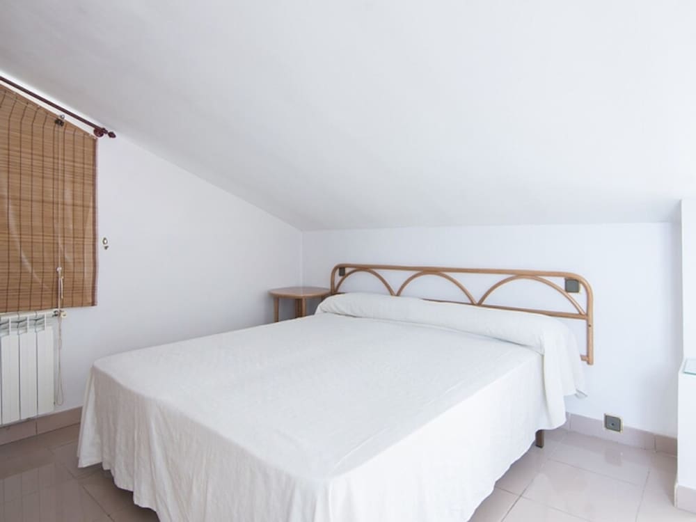 Th103 Villa Espaciosa con Piscina Privada y Jard n