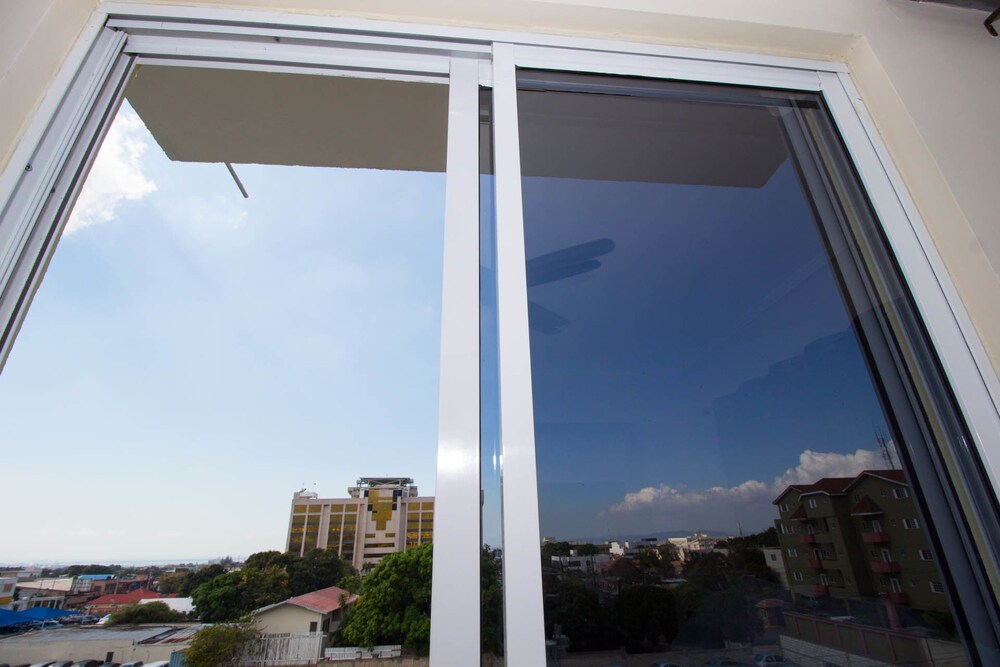 The Bailey's New Kingston Suites
