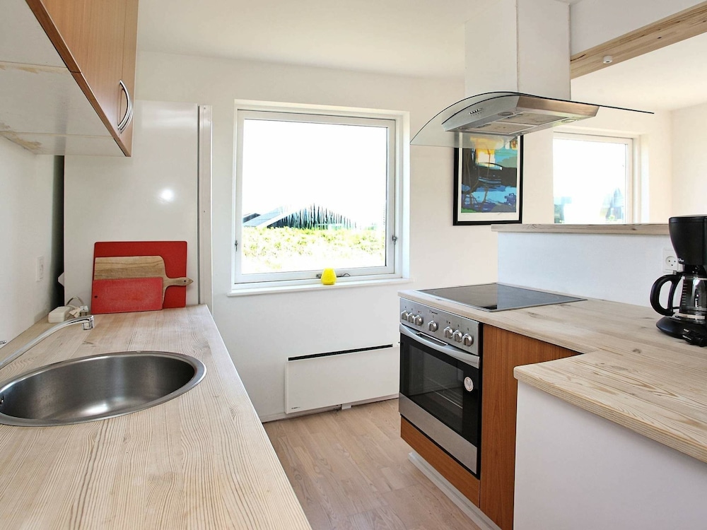 Spacious Holiday Home in Løkken Jutland near Beach view 5