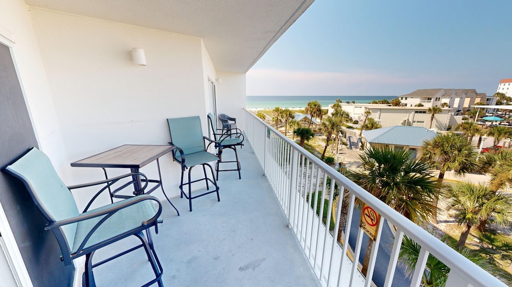 Seacrest 404 2 Bedroom Condo