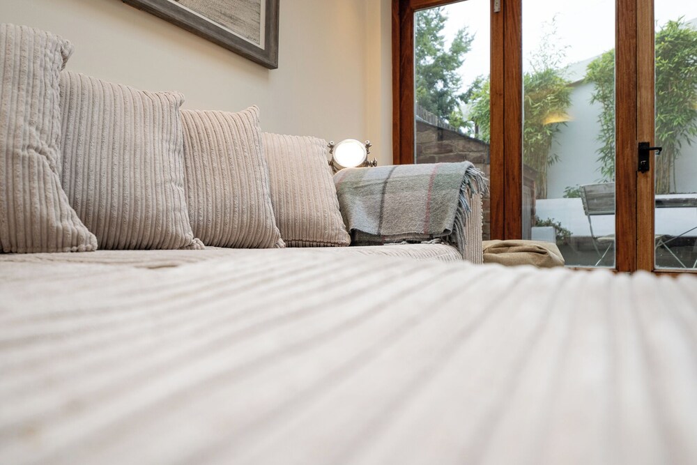 Coach House - Lovely Home in Cheltenham