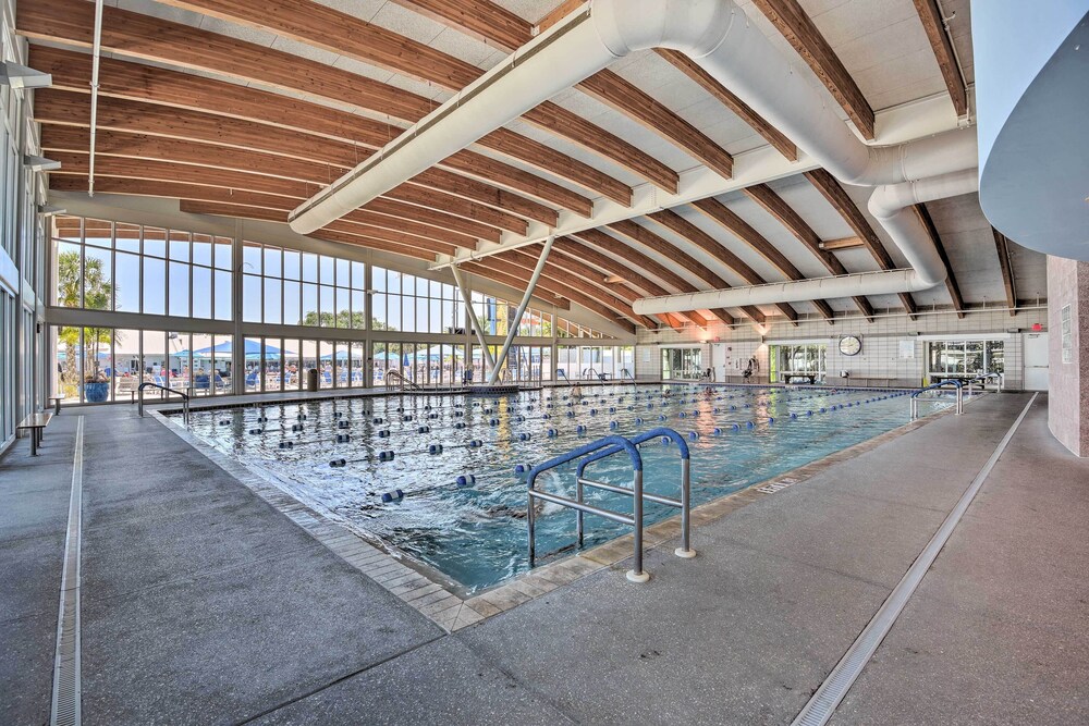 Sarasota Home w/ Full Resort Amenity Access!