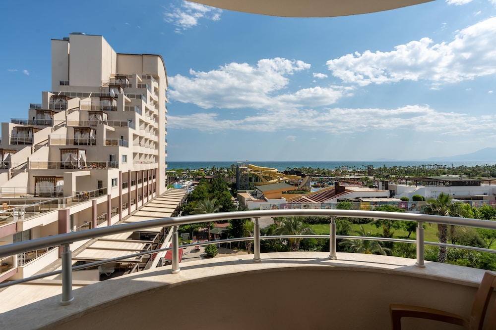 Saturn Palace Resort - All Inclusive