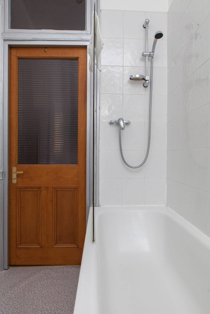Stylish 3 Bedroom Apartment