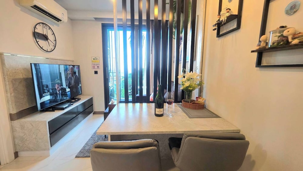 A303 - 1 Bdr Condo Partial Sea View, Ao Nang Beach