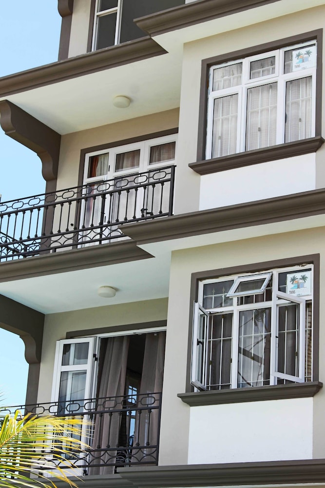 TwinsApartments
