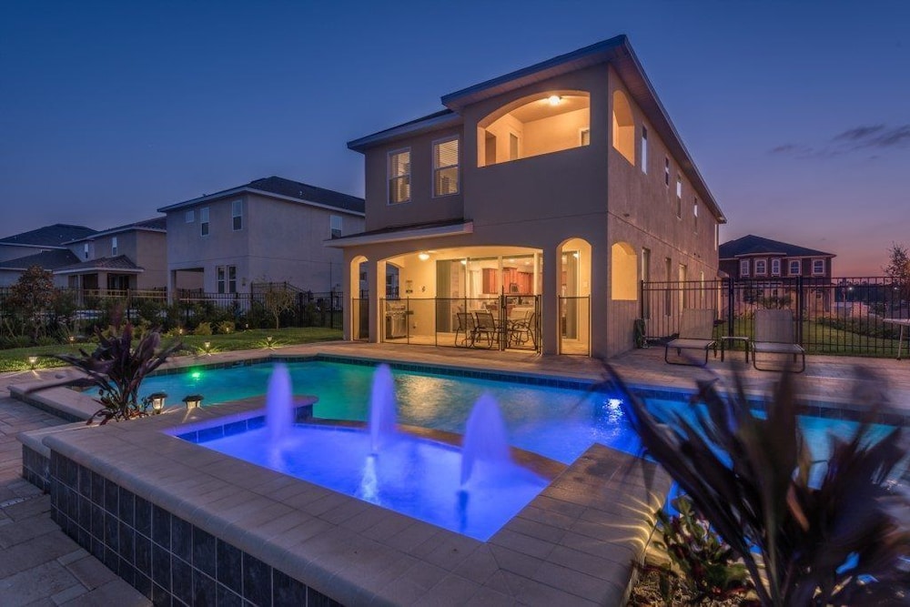 5 Star Villas at Encore Resort - Image 3