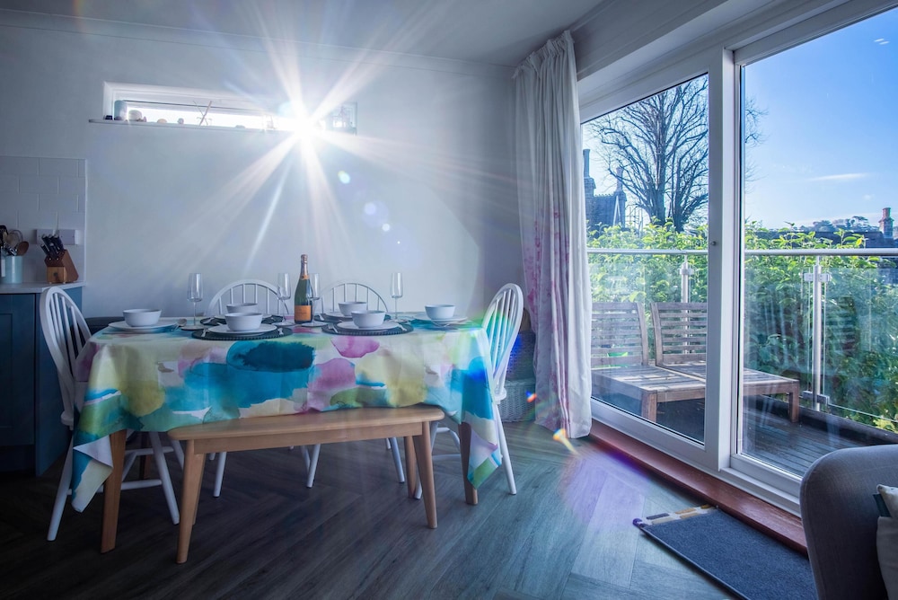 Footsteps - 2 Bedroom Apartment - Saundersfoot