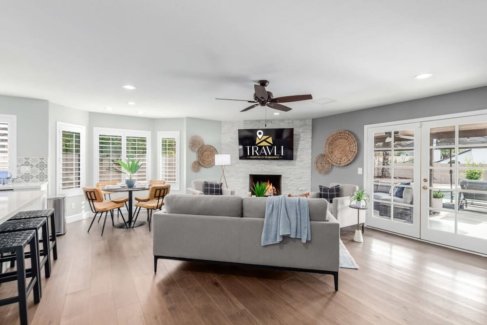 Greenway Park Retreat Al-fresco Living Heated Pool