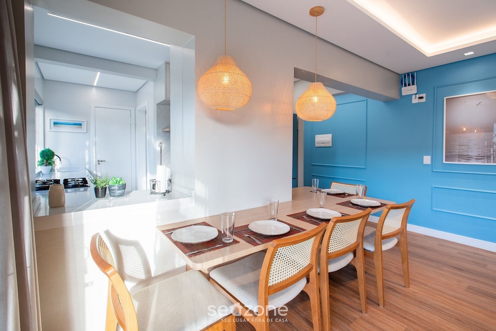 3 Bedroom Apartment 110 m From the Beach Emd0012