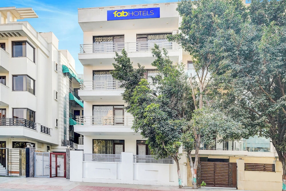 Fabhotel Sarala Residency