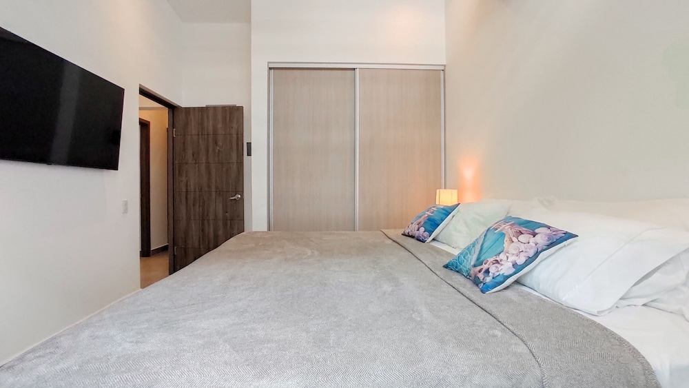 Chillax house