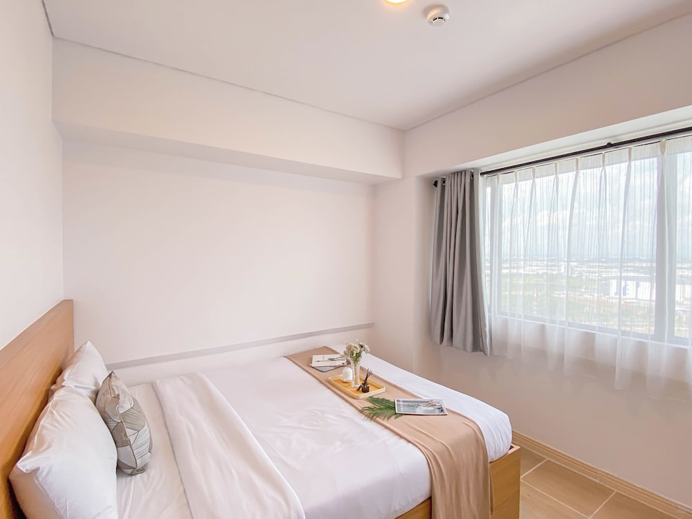 Enjoy Living 3BR at Meikarta Apartment
