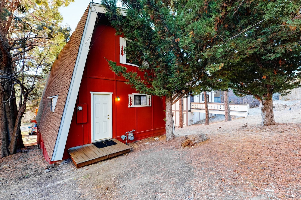 Lazy Bear Barn #124