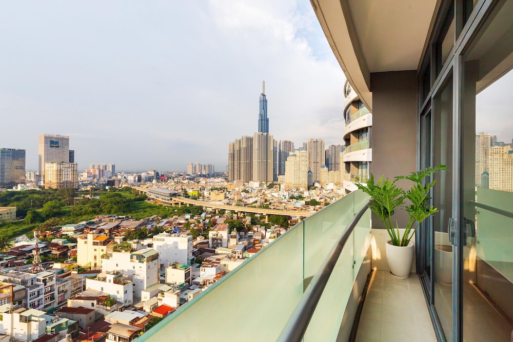An Corner City Garden 2bedrooms High Class Condo