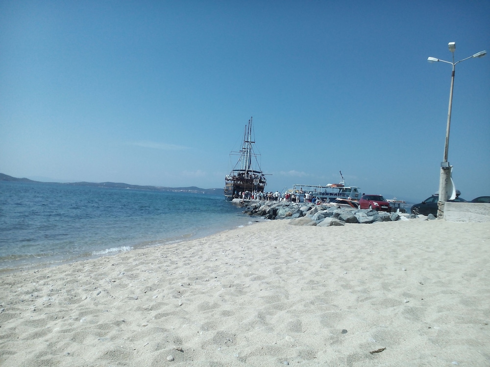 Athos Guest House Pansion