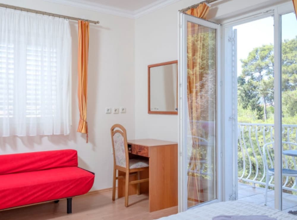 Apartments Božica