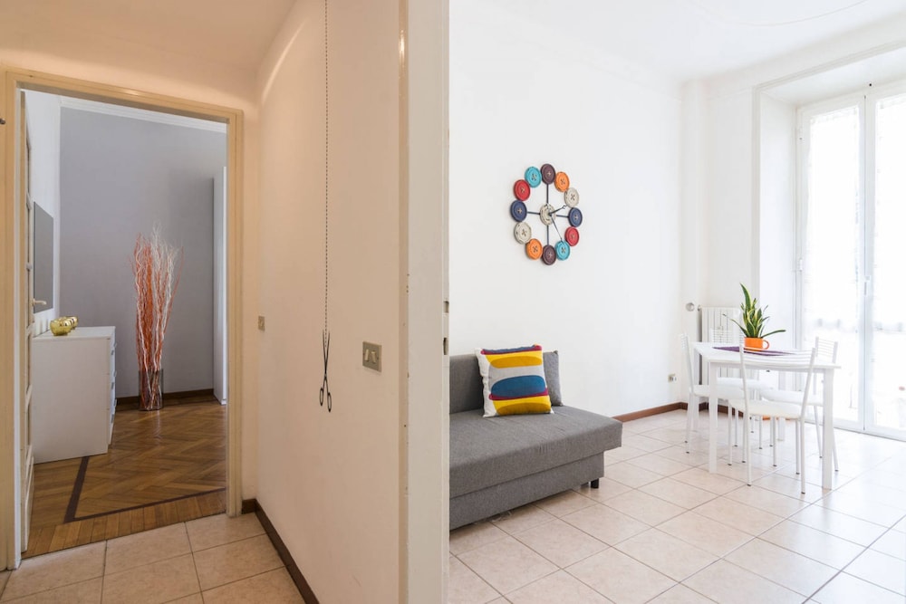 Flat near Central Station Milan