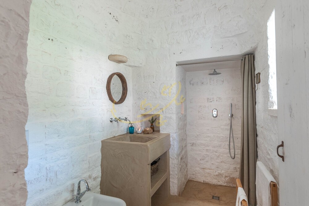 TD Trulli Vittoriani Charme and Pure Nature w Pool