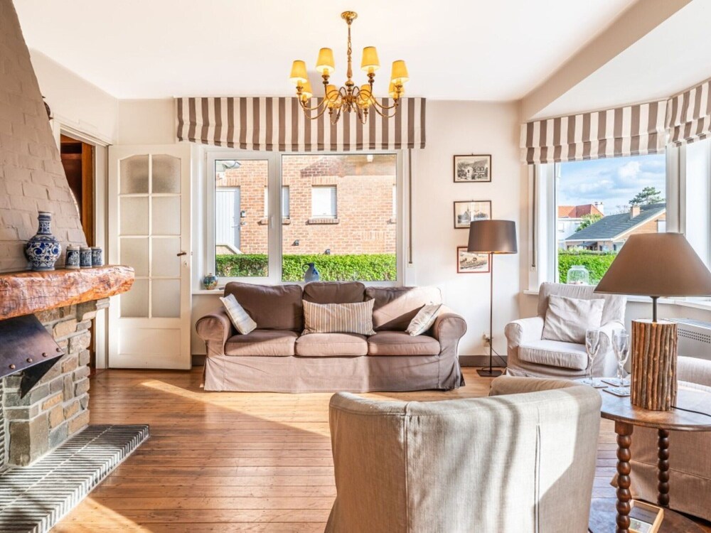 Villa Near De Panne Beach With Sea Views