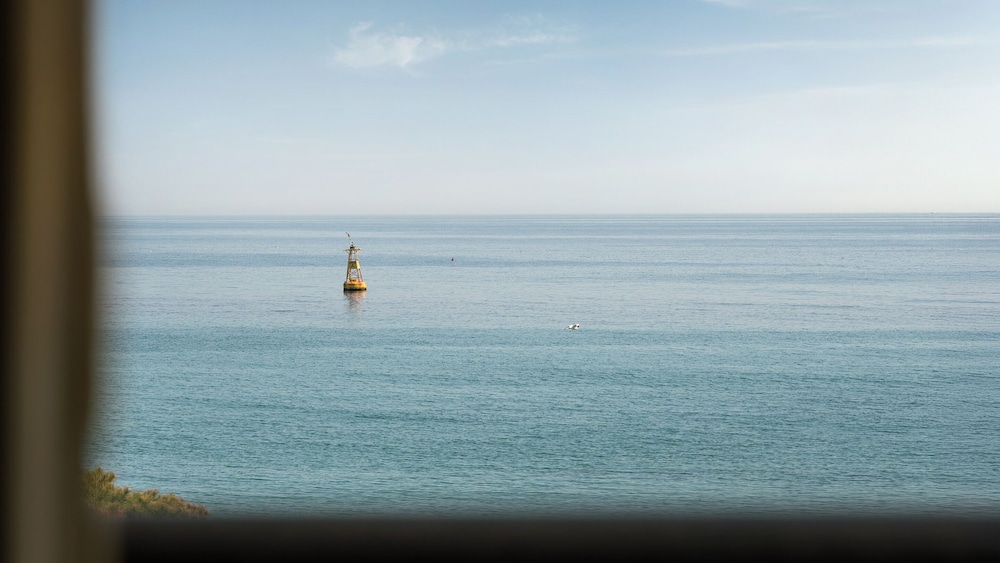 Capella Oceanview Spa Resort Goseong