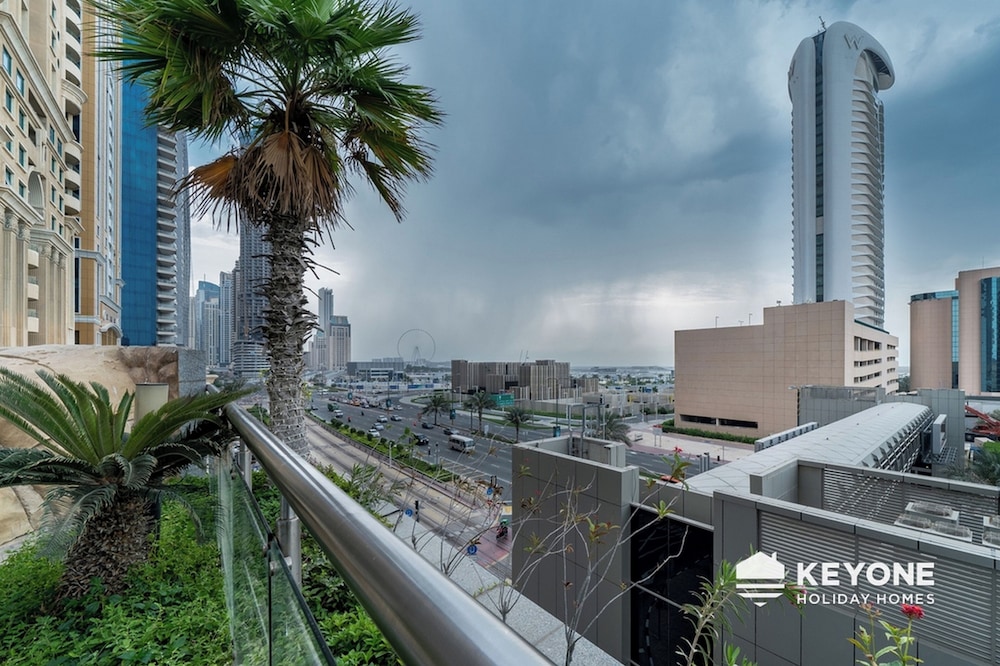 Captivating Sky & Sea Views in Two Bedroom Suite